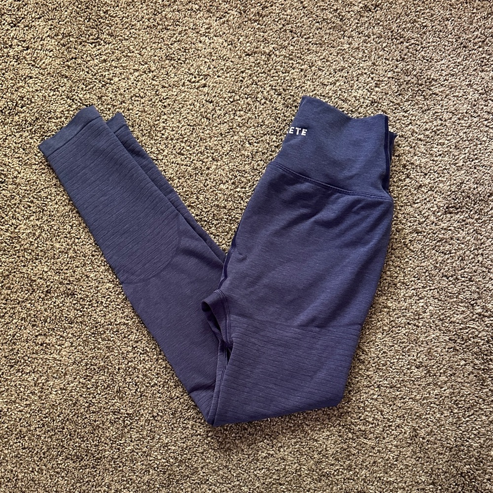 Alphalete Women’s OG Revival - Size Large